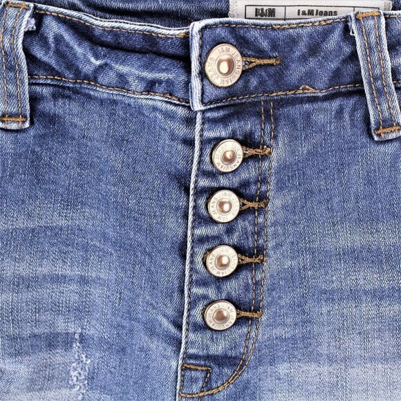 H&M Women High Rise Shorts Size M - Picture 3 of 4